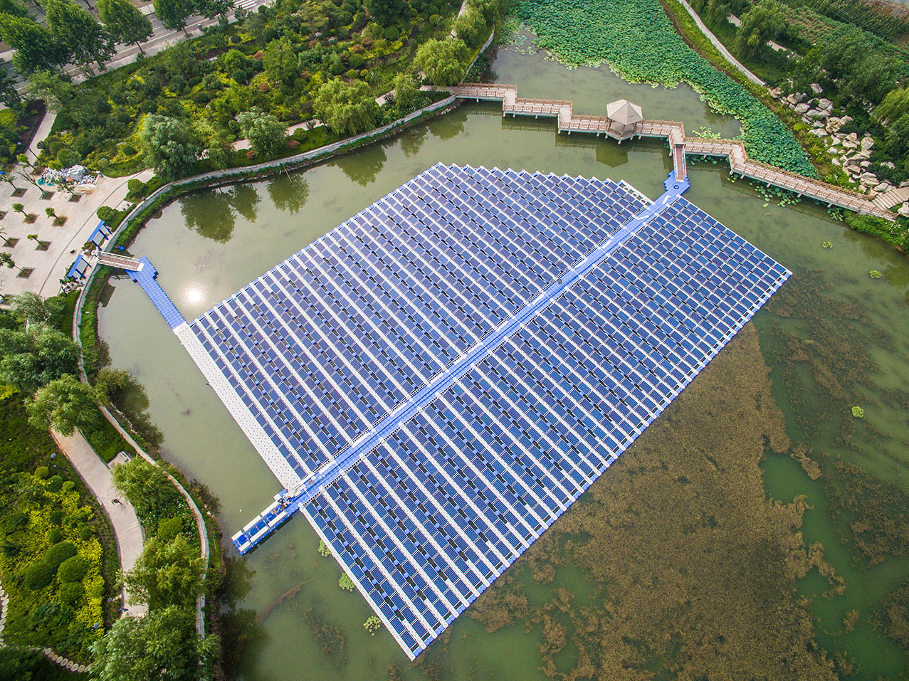 bwin必赢科技山东济宁300千瓦水面漂浮分布式光伏电站